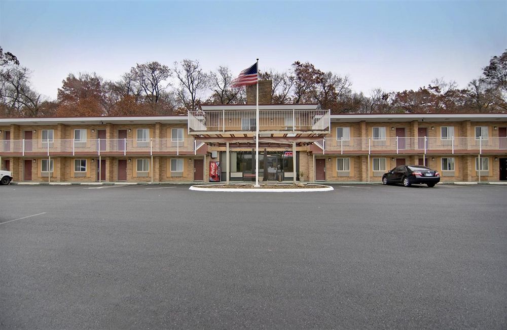 Americas Best Value Inn-Wethersfield/Hartford Exterior foto